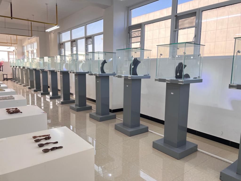 57ffd8322f9709a667317df9a130db0e